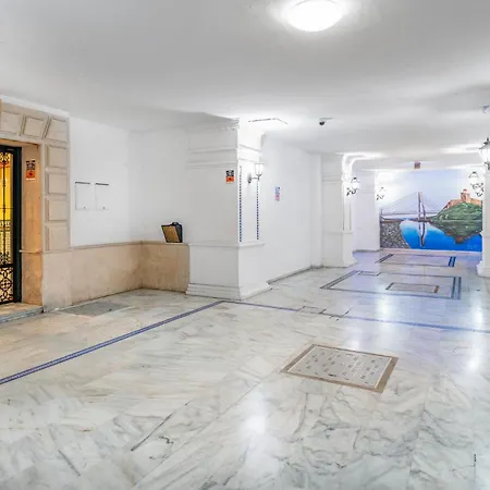 Pet Friendly In Appartement Fuengirola