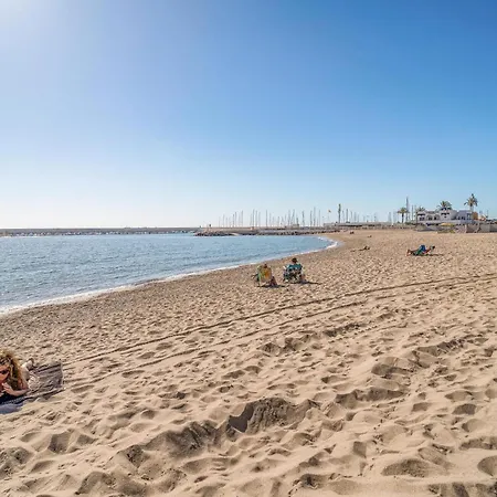 Awesome In Apartamento